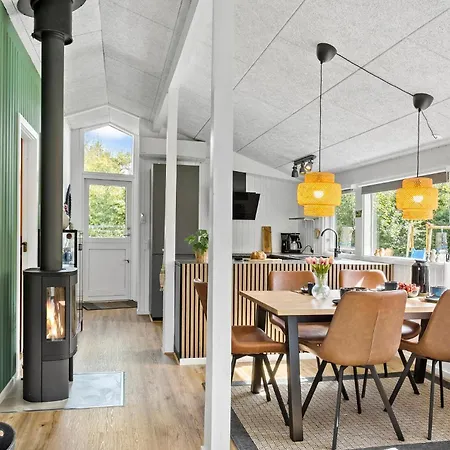 3 Bedroom Gorgeous In Tranekær